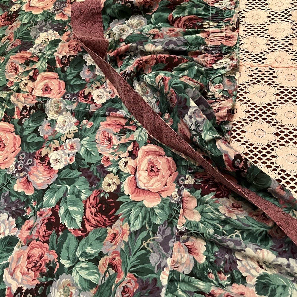 Vintage shower curtain/ Firm Price - Picture 5 of 16